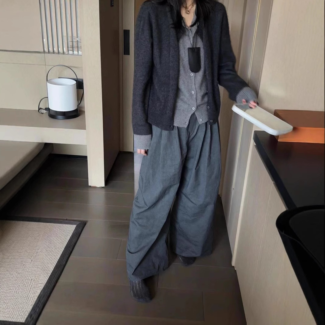 美丽诺羊毛100%开衫女秋冬灰色假两件针织衫高级感老钱风毛衣外套